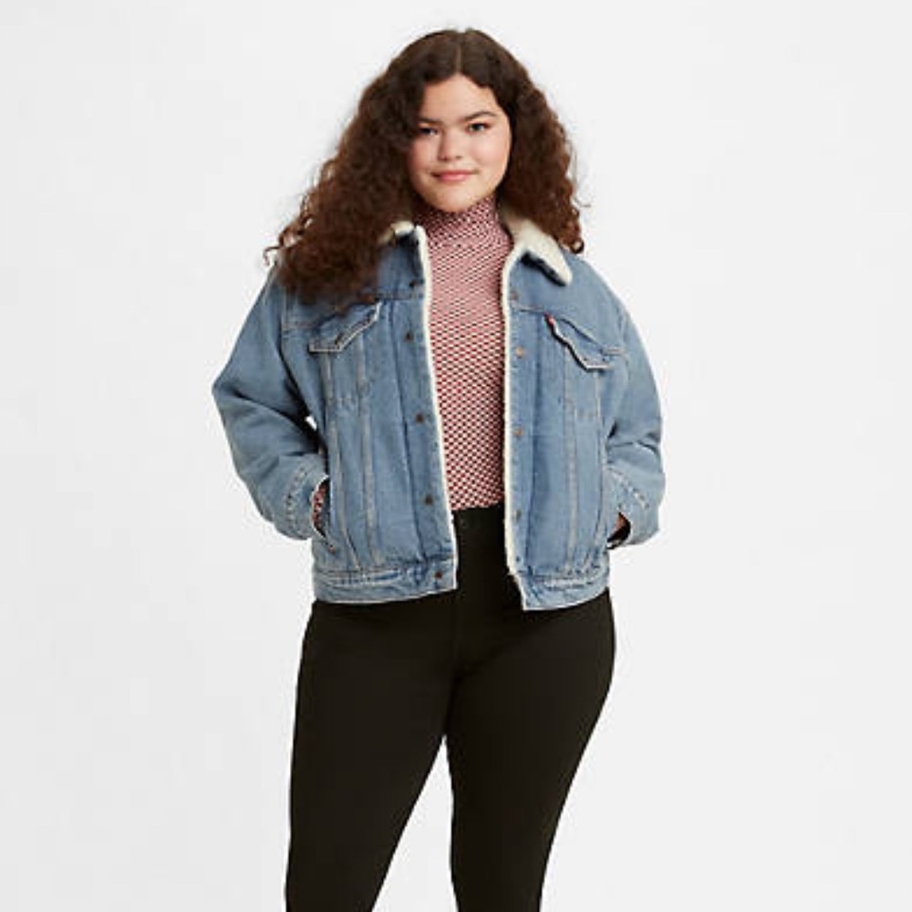 Levi’s EX-BOYFRIEND SHERPA TRUCKER JACKET